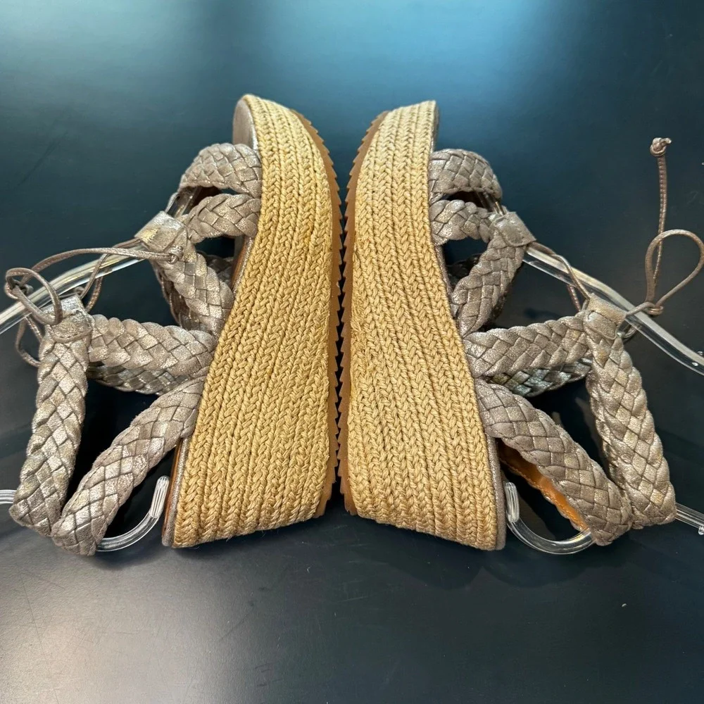 Trask Women 8 M Metallic Silver Woven Leather Espadrille Wedge Heel Sandals